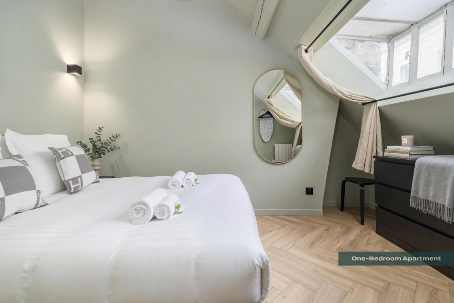 Poeticstay - Opera *